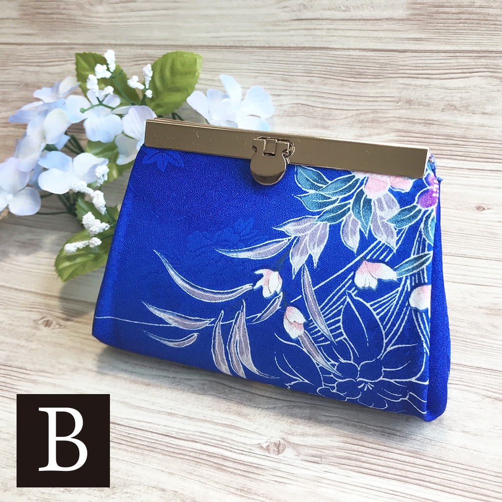 手のひらサイズの折財布【和柄・藍】