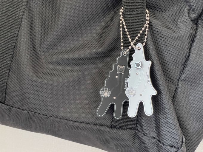 <全6色> Lチカ黒ワニキーホルダー