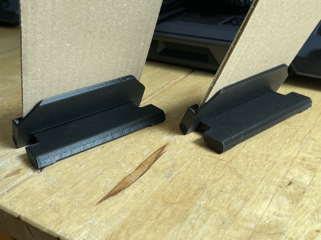 サポート材不要!折りたたみペーパースタンド<データ>