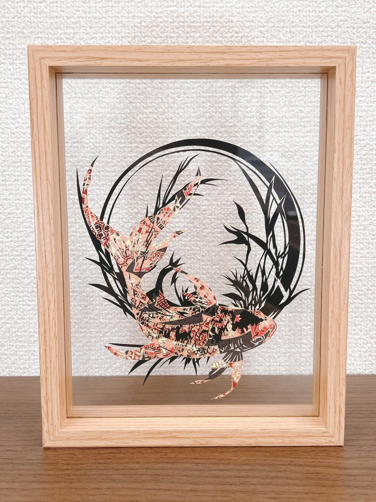 金魚と水草の切り絵アート 額縁付き