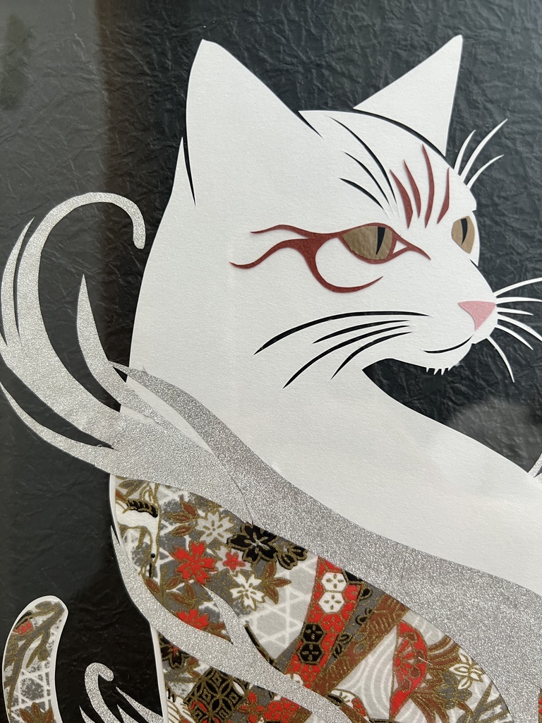 猫の切り絵 和風デザイン 黒フレーム付き