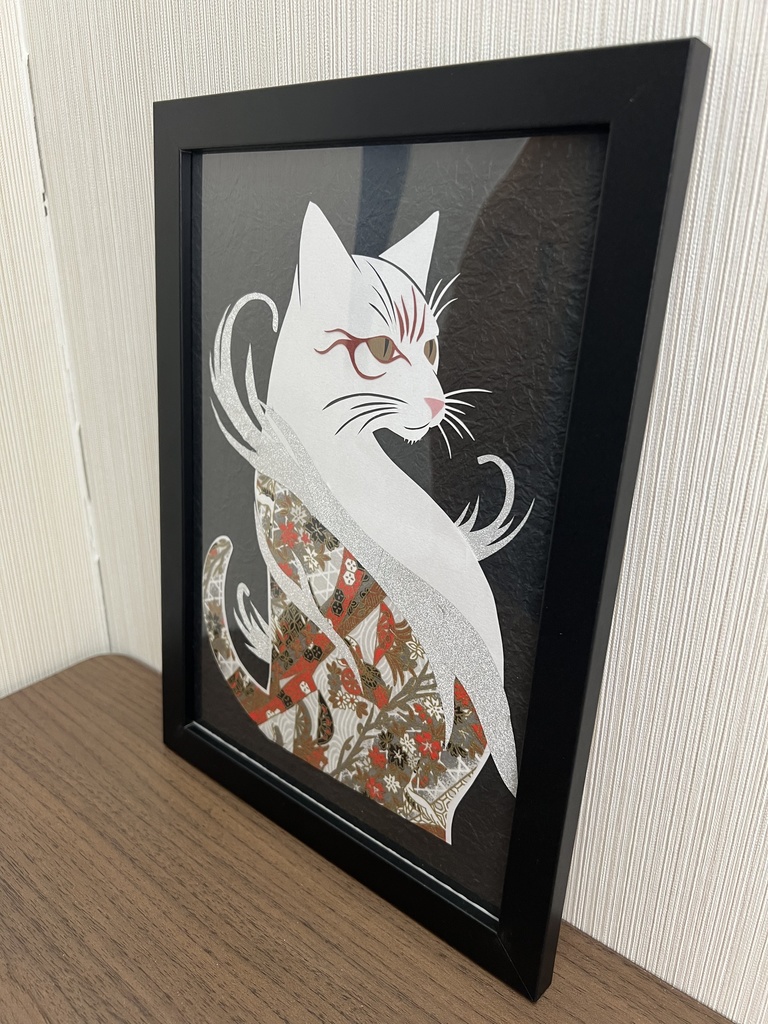 猫の切り絵 和風デザイン 黒フレーム付き