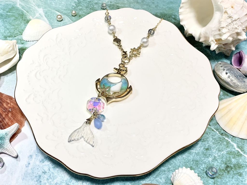 ひとすくいの海ペンダント