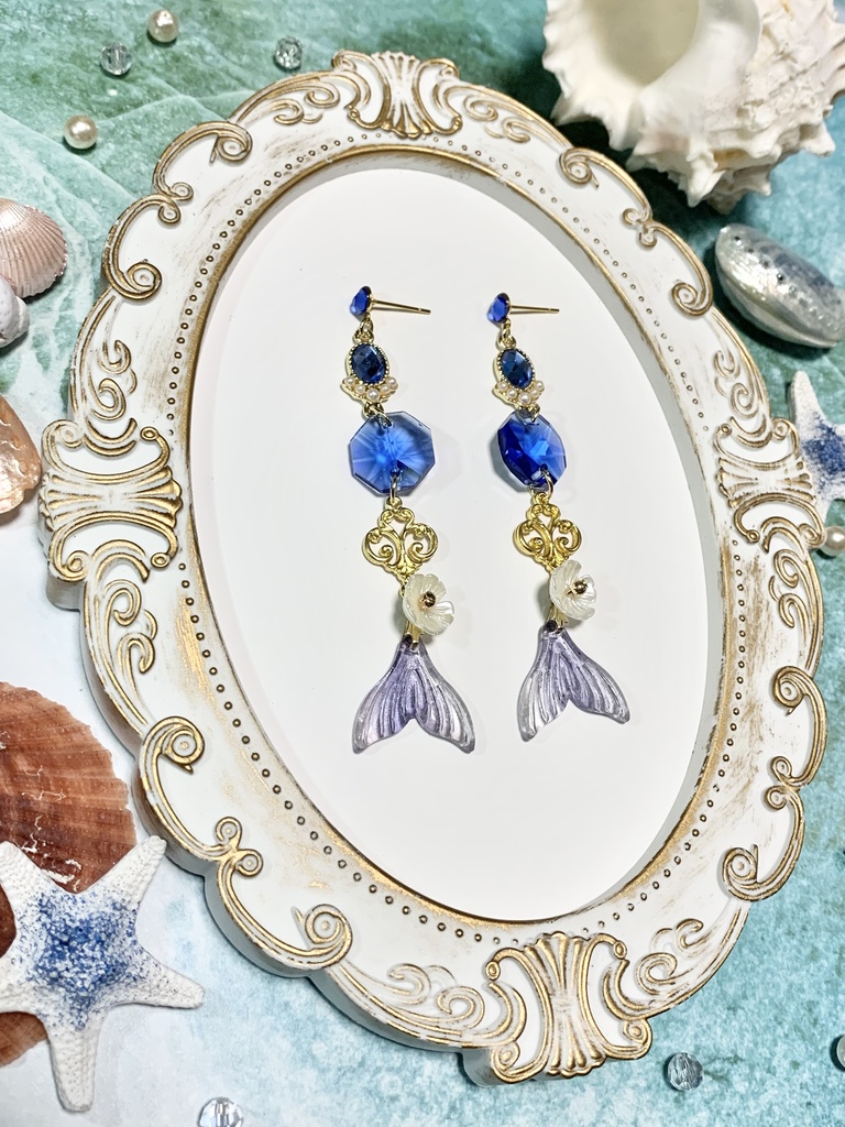 マーメイドのオクタゴンの宝石ピアス