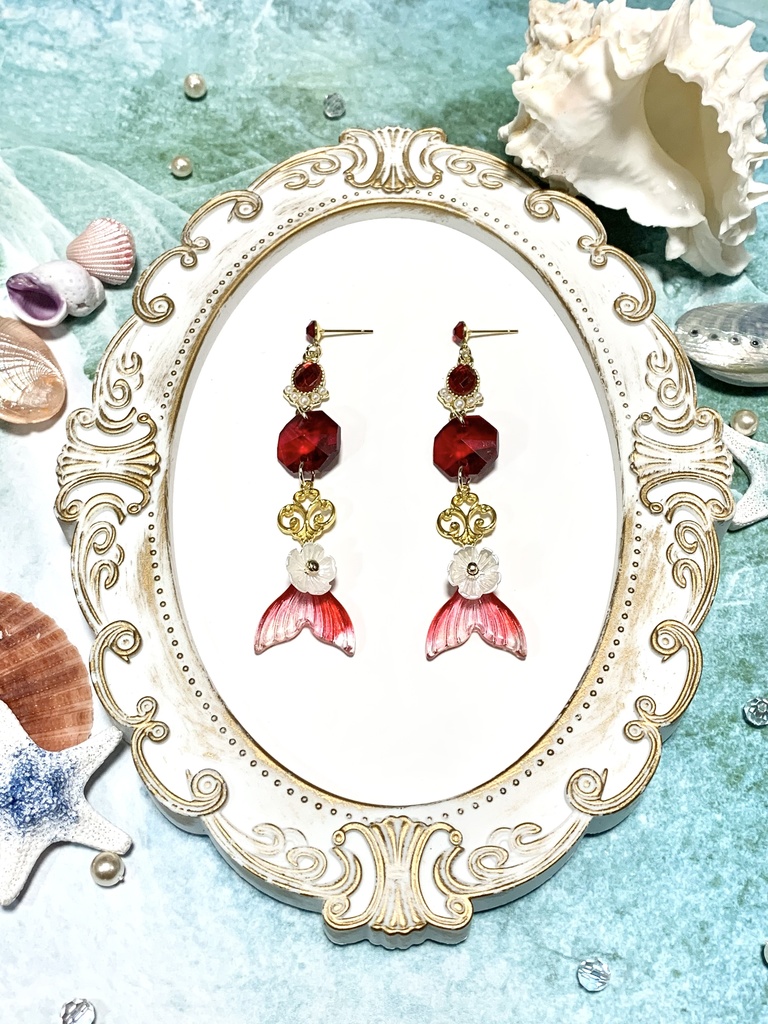 マーメイドのオクタゴンの宝石ピアス