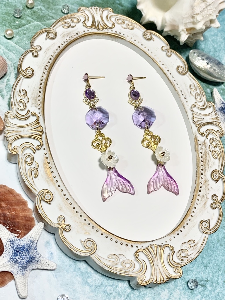 マーメイドのオクタゴンの宝石ピアス