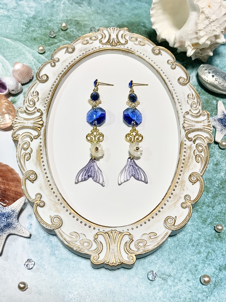 マーメイドのオクタゴンの宝石ピアス