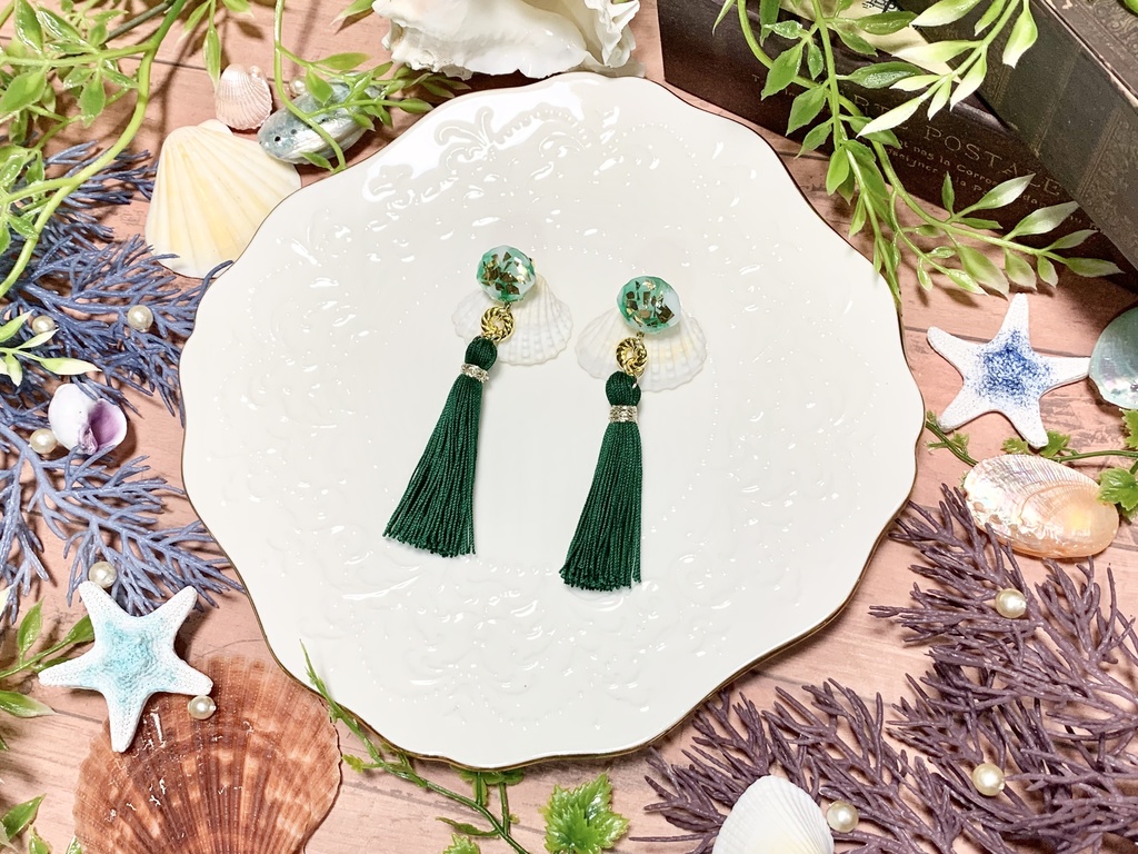 キャンディシェル タッセル ピアス