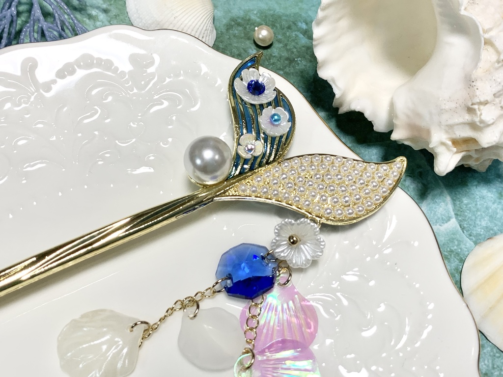 花飾りの尾ひれかんざし