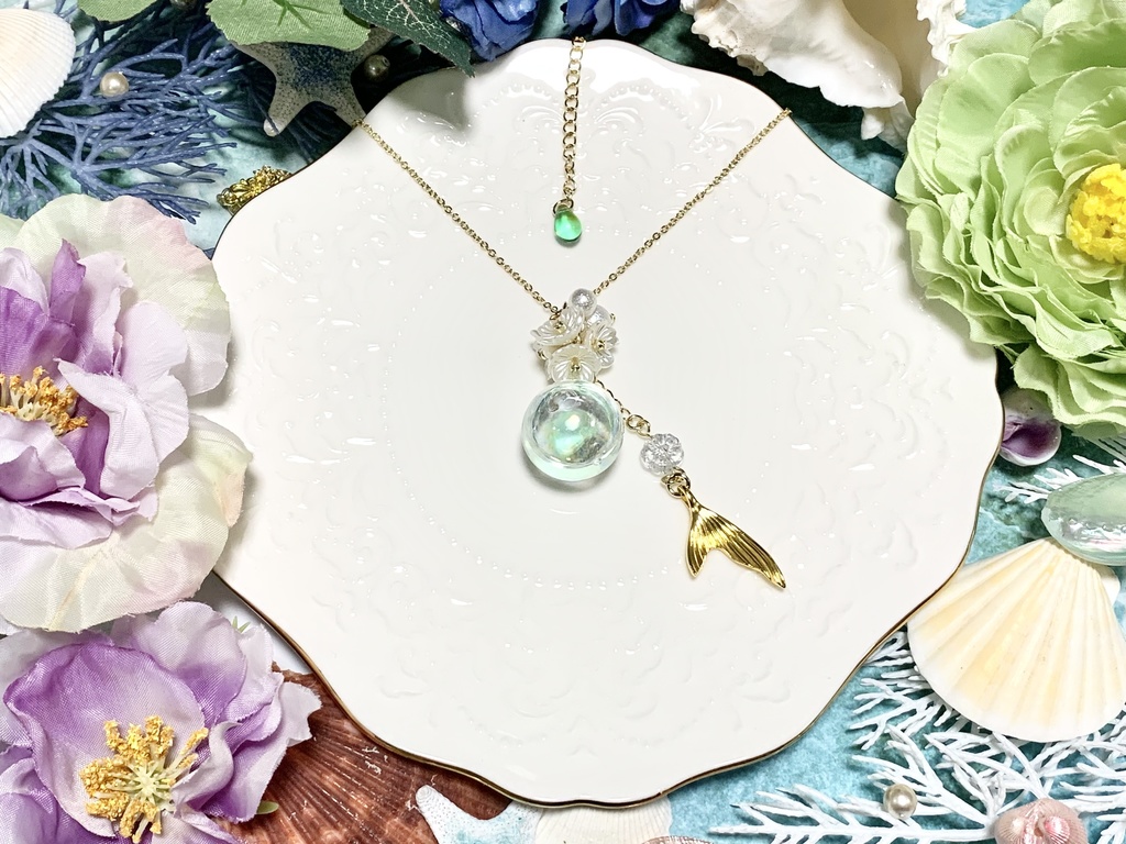 マーメイドのフラワーシャボン ネックレス
