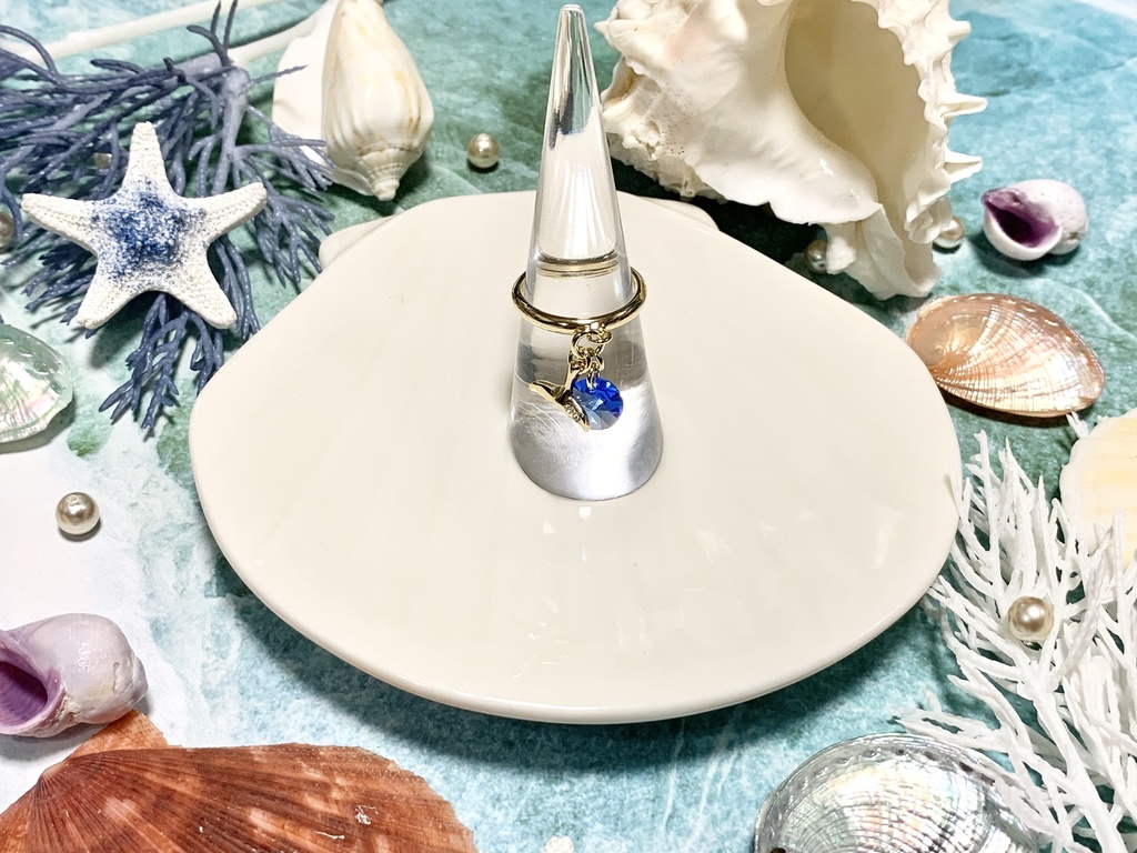 ラッキーホエールテールリング