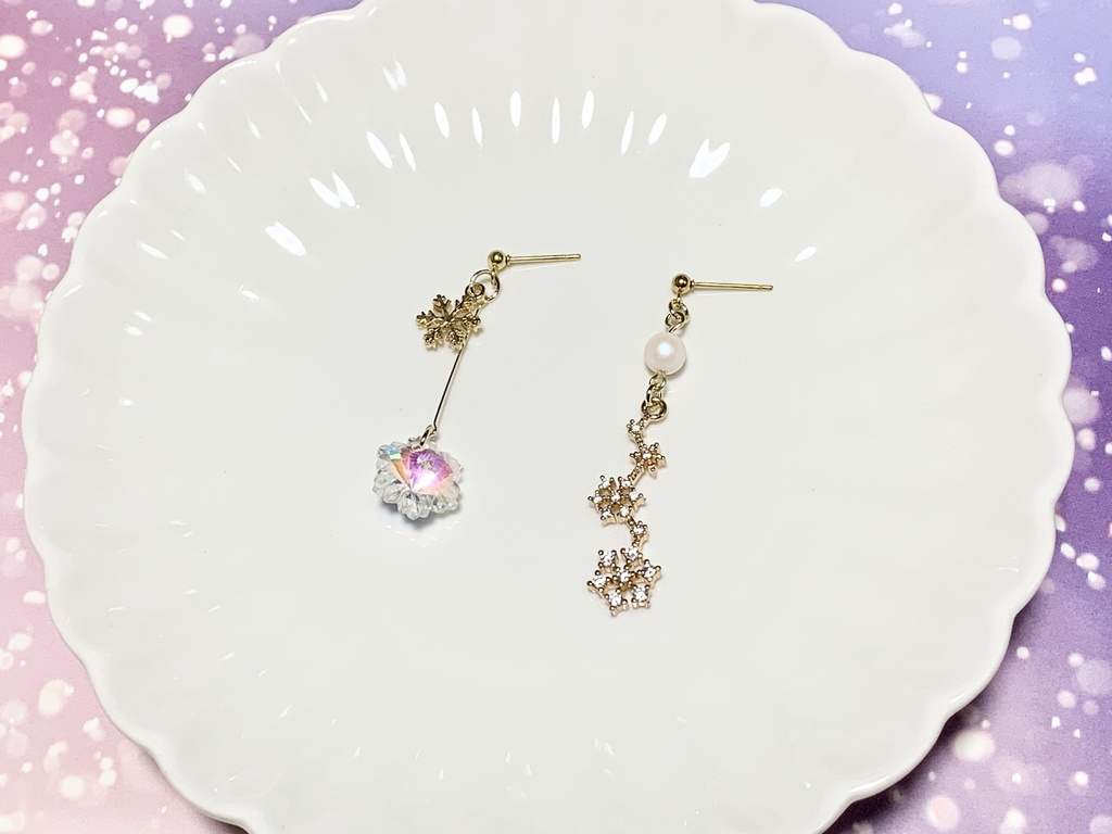 連なる雪結晶 イヤーアクセサリー