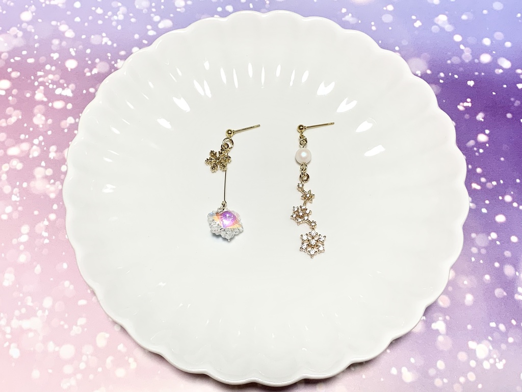 連なる雪結晶 イヤーアクセサリー