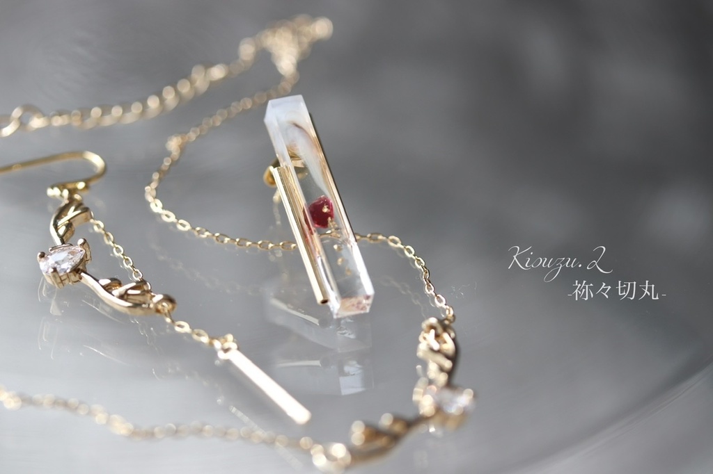 White-三日月/今剣/燭台切/祢々切丸-