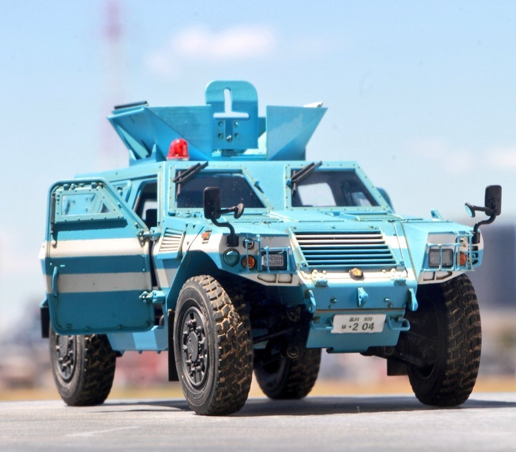 1/35 警視庁 小型銃器対策警備車 (軽装甲機動車 LAV装備改修キット))