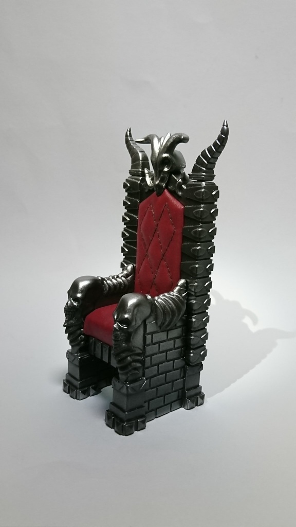 (ガレージキット)オリジナルフィギュア用小物 『悪魔の玉座』