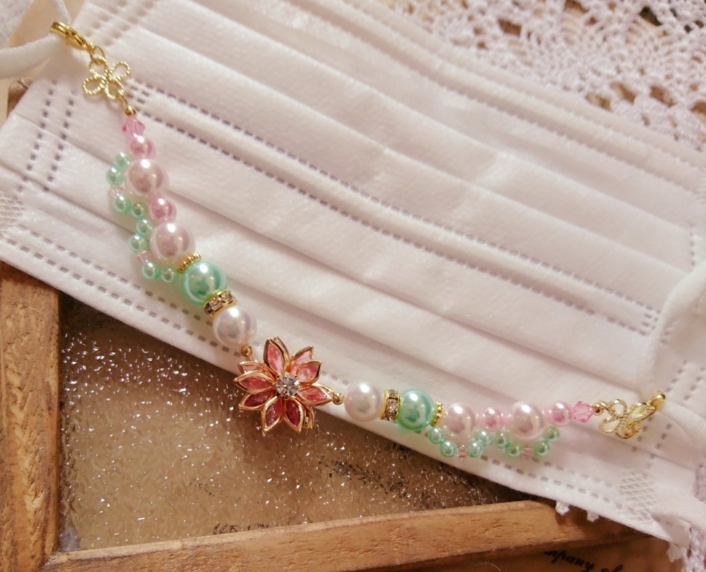 ◆再販(一部変更箇所あり)◆甘露寺蜜璃イメージマスク留め◆