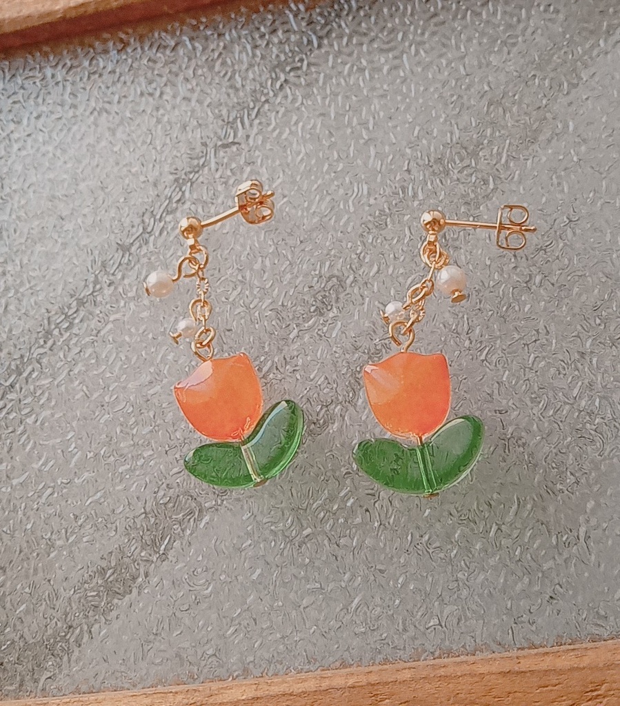 🌷チューリップ🌷のピアス