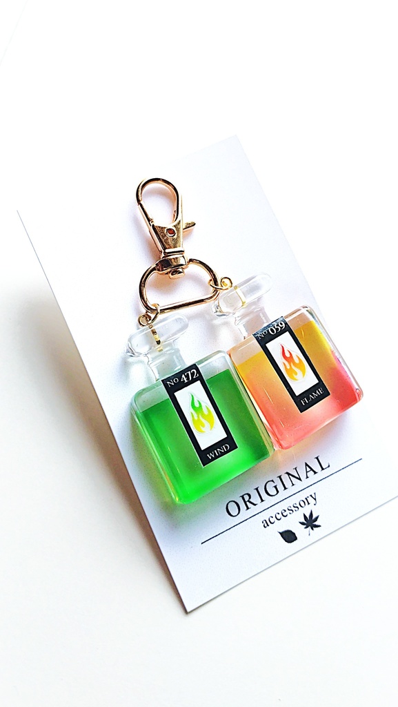 香水チャーム