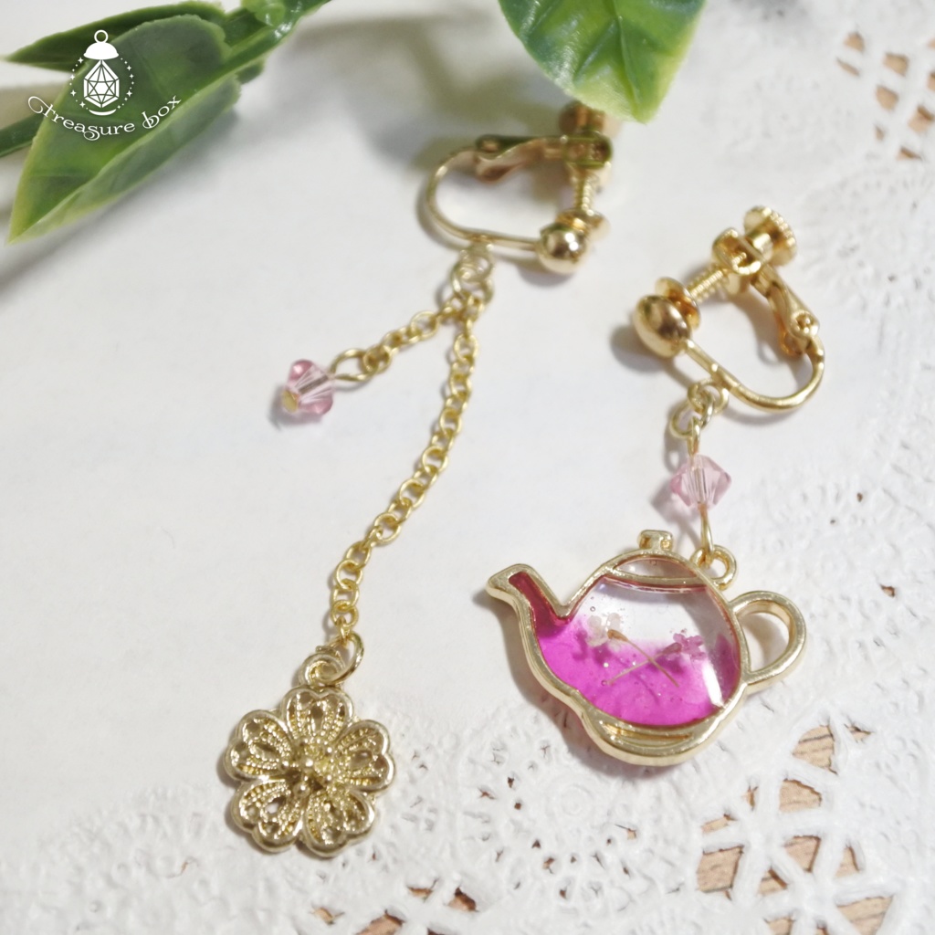 Sakura Flavored Teaピアス/イヤリング