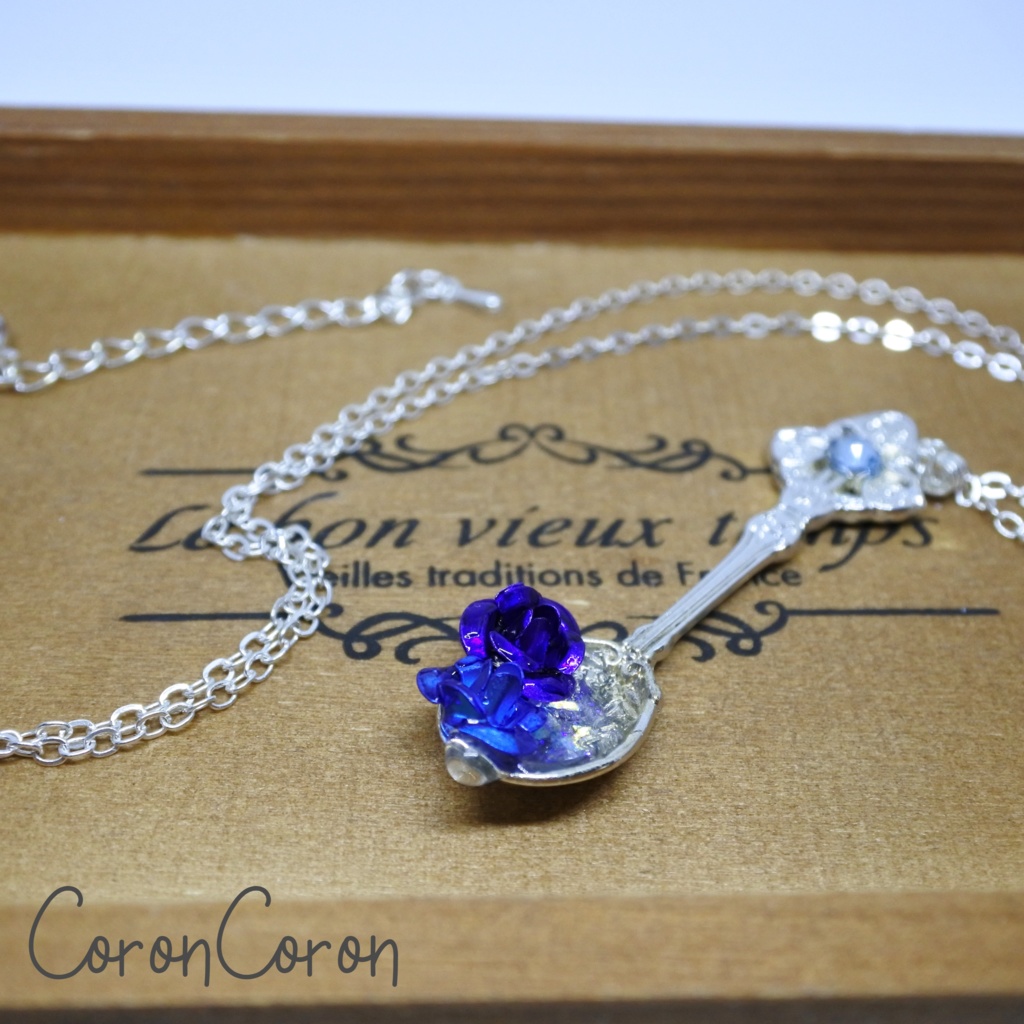 薔薇蜜スプーンのネックレス<シルバー>