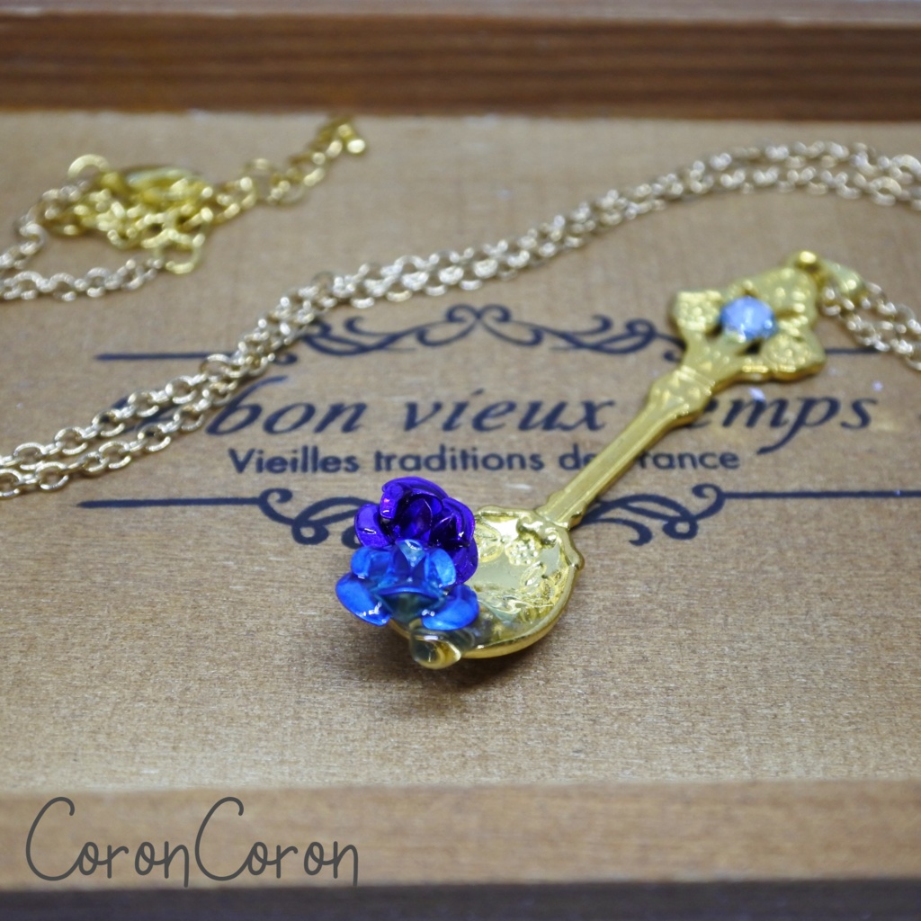 薔薇蜜スプーンのネックレス<ゴールド>