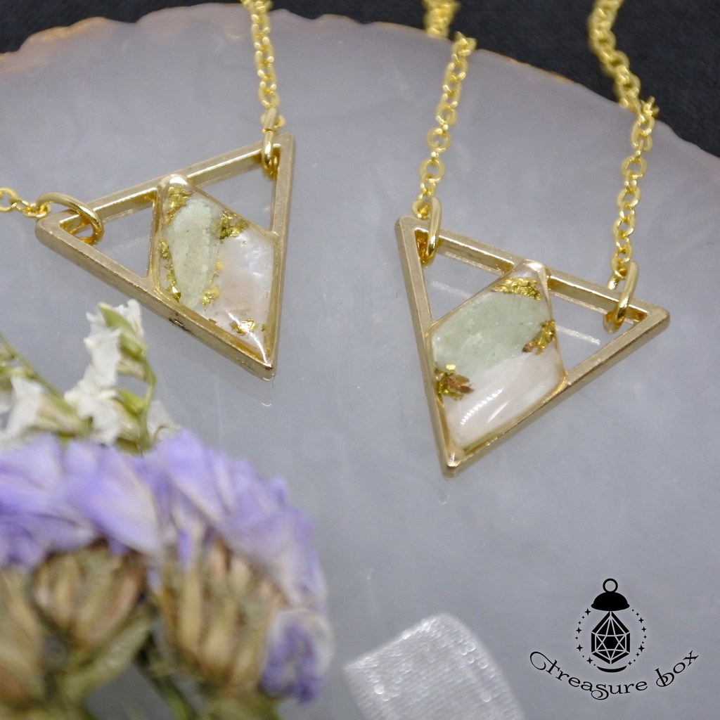 大人可愛い💖天然石のネックレス