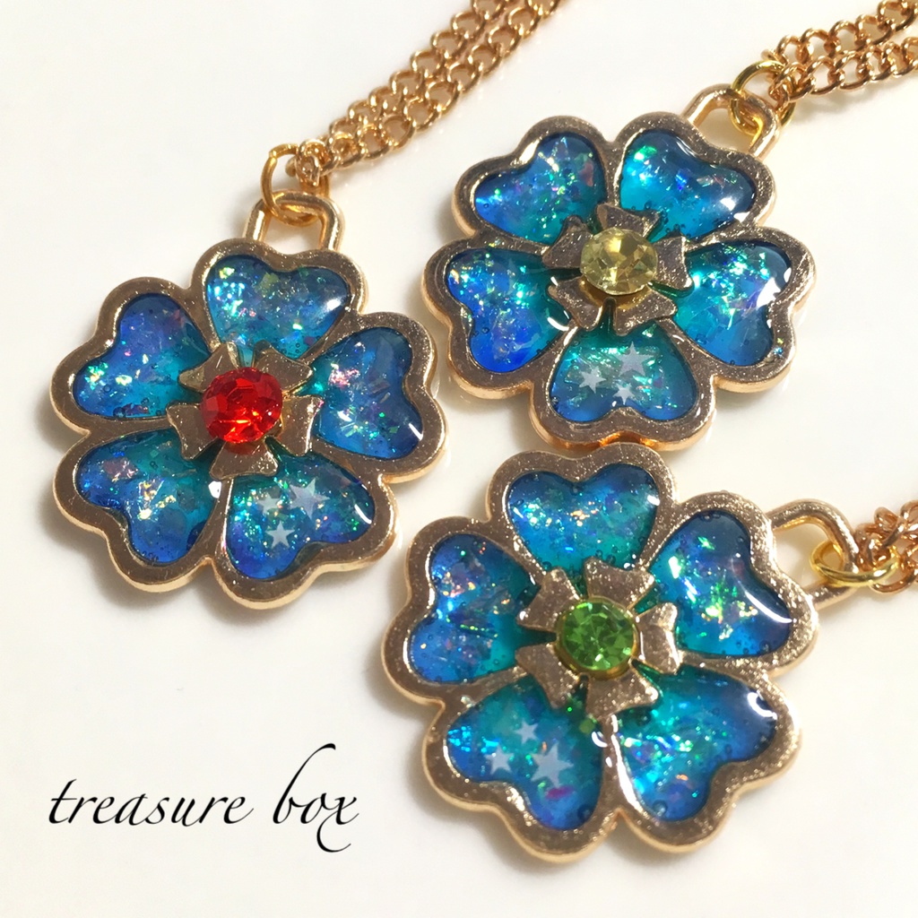 宙花のネックレス