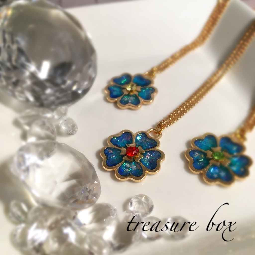 宙花のネックレス