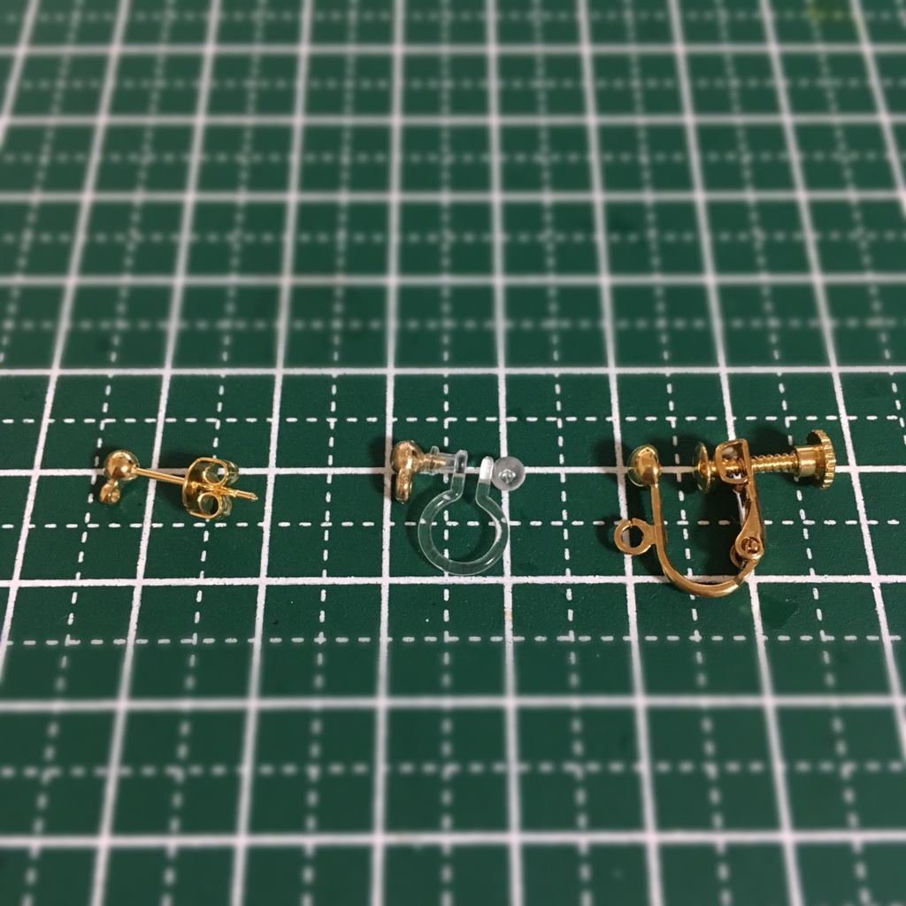 恋人うさぎのピアス/イヤリング