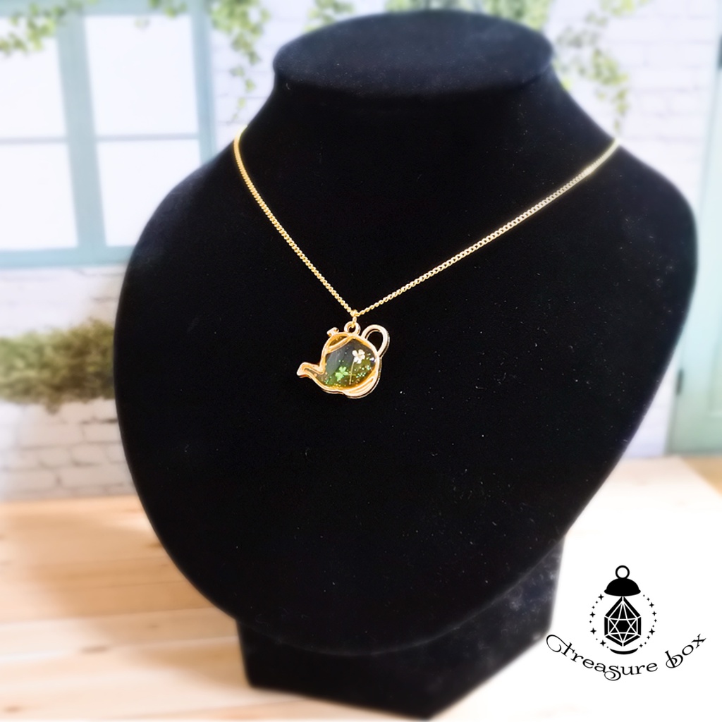 ハーブティネックレス