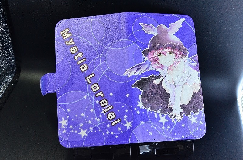 フルプリント手帳型スマホケース「みすちー寝起きver」