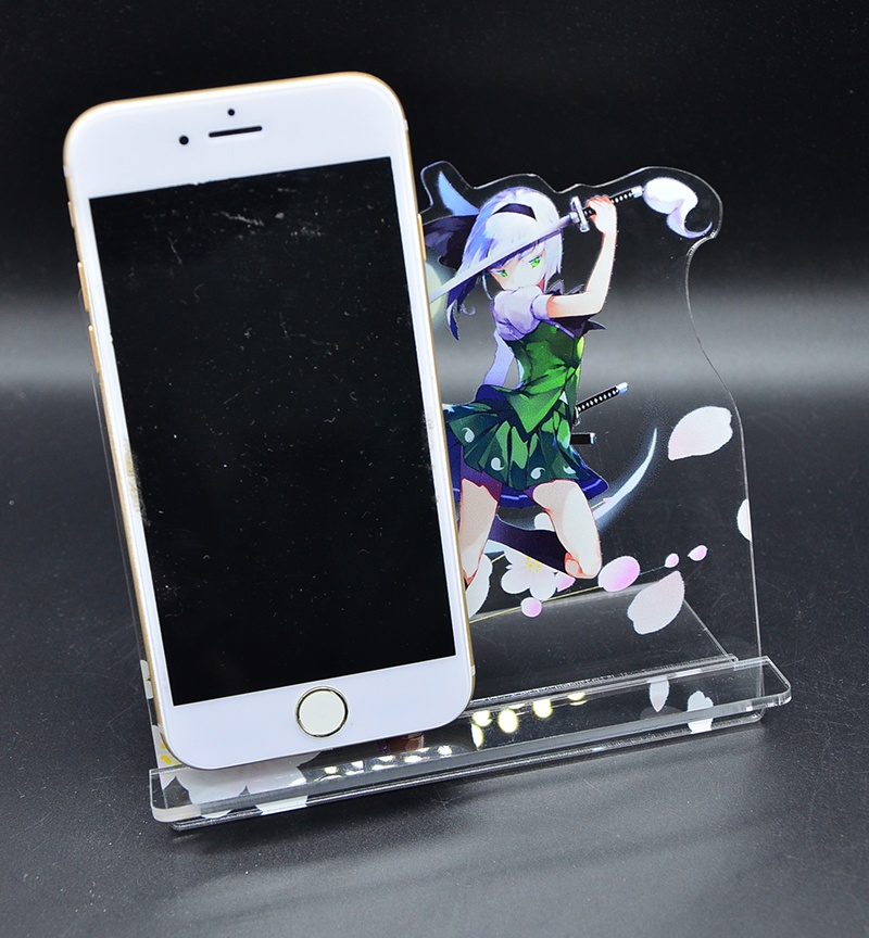 自家製アクリルスマホスタンド「魂魄妖夢」