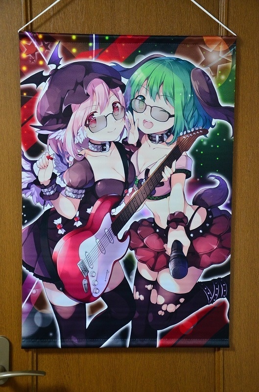 B2サイズタペストリー「鳥獣伎楽」