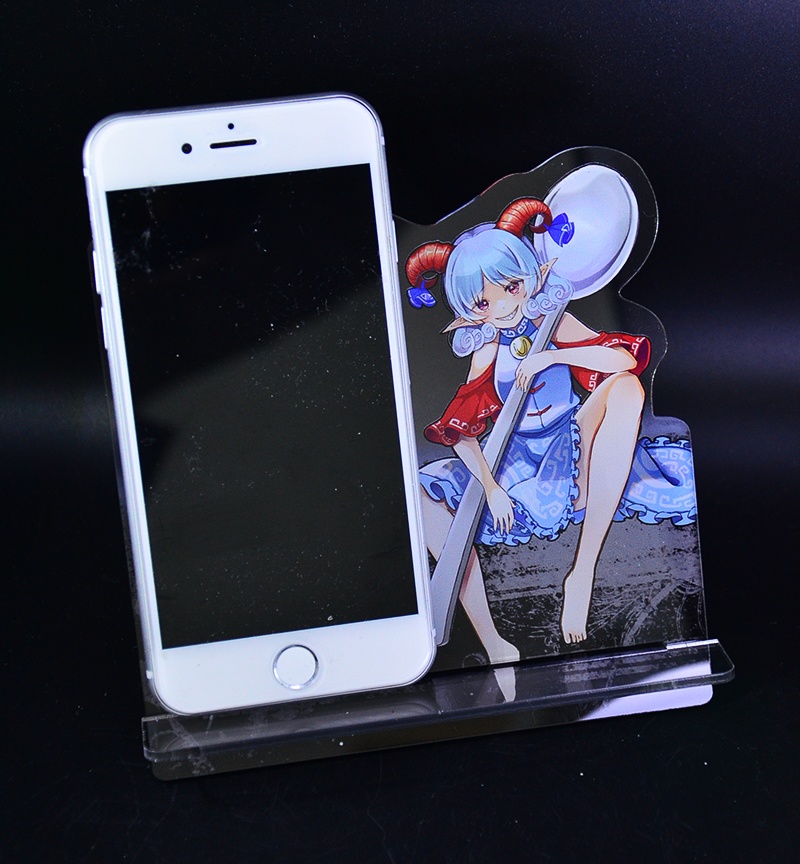 自家製アクリルスマホスタンド「饕餮尤魔」