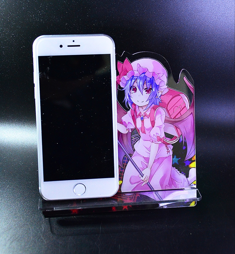 自家製アクリルスマホスタンド「レミリアver3」