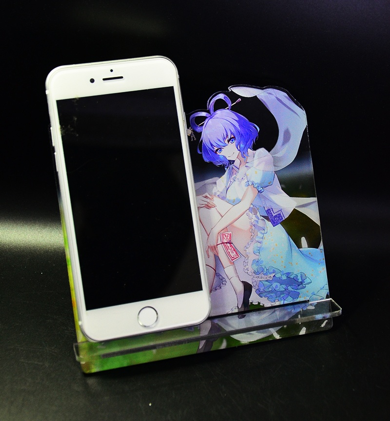 自家製アクリルスマホスタンド「霍青娥」