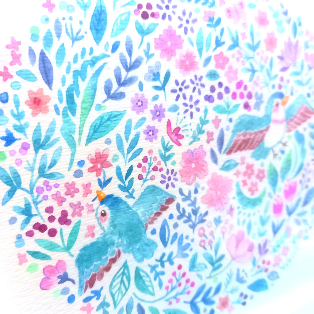 お花が好き鳥さん