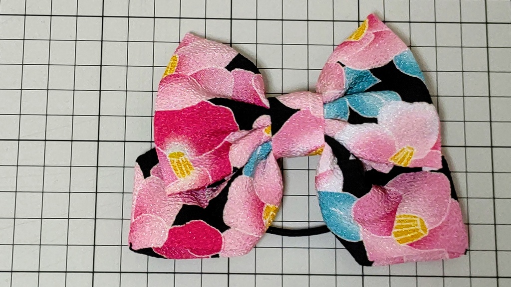 和柄のりぼんヘアゴム