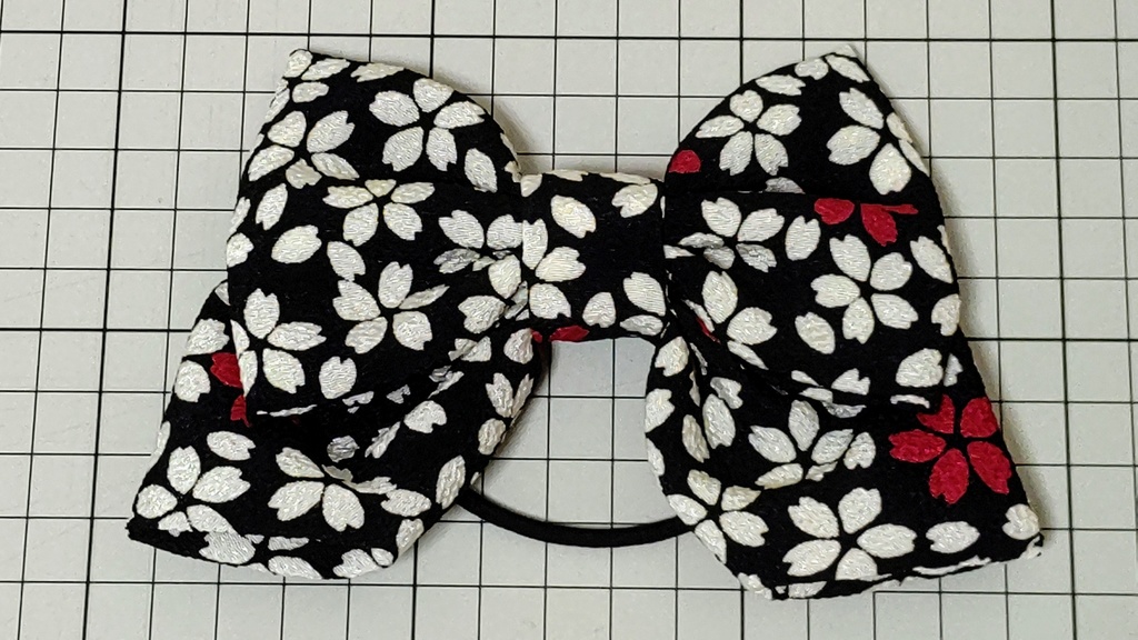 和柄のりぼんヘアゴム