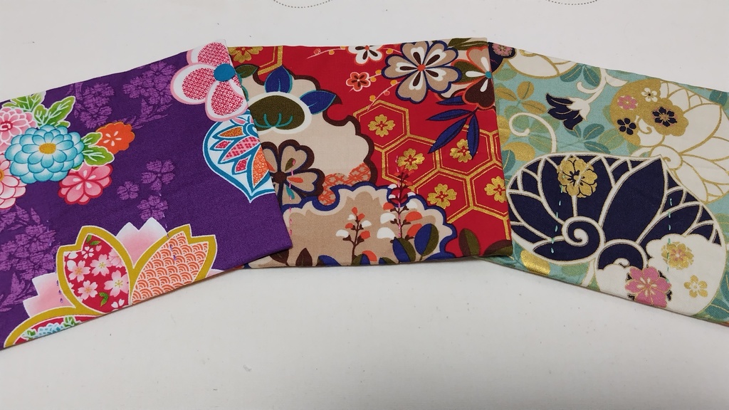 アクリルブロックフィギュア入れ(トリオ)