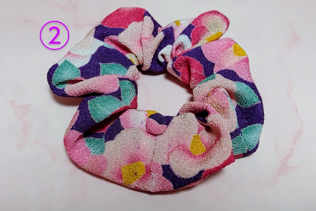 和柄ちりめんシュシュ