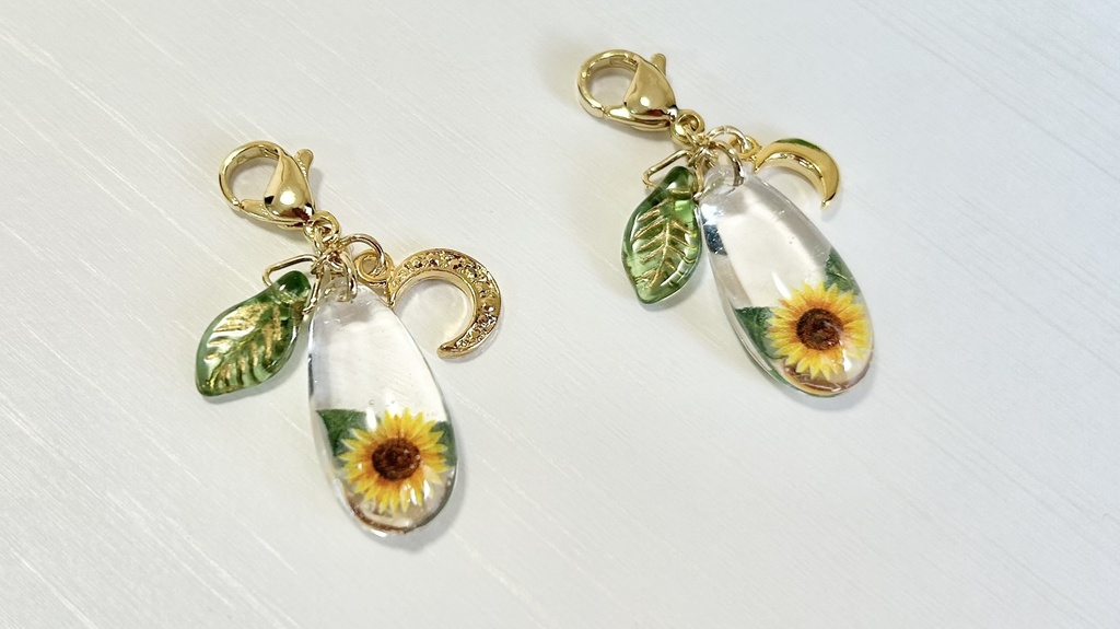 月島概念お花チャーム