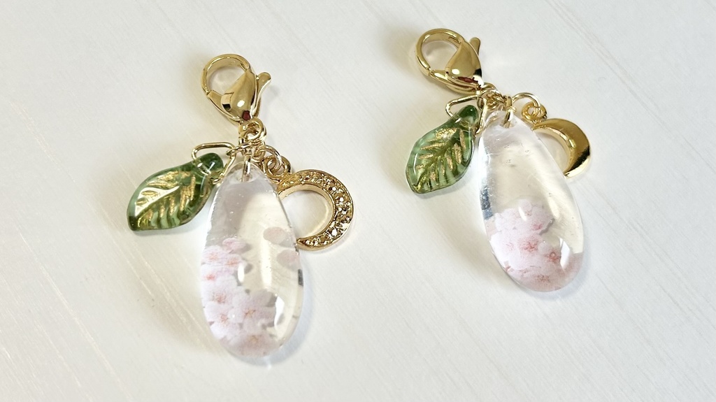 月島概念お花チャーム