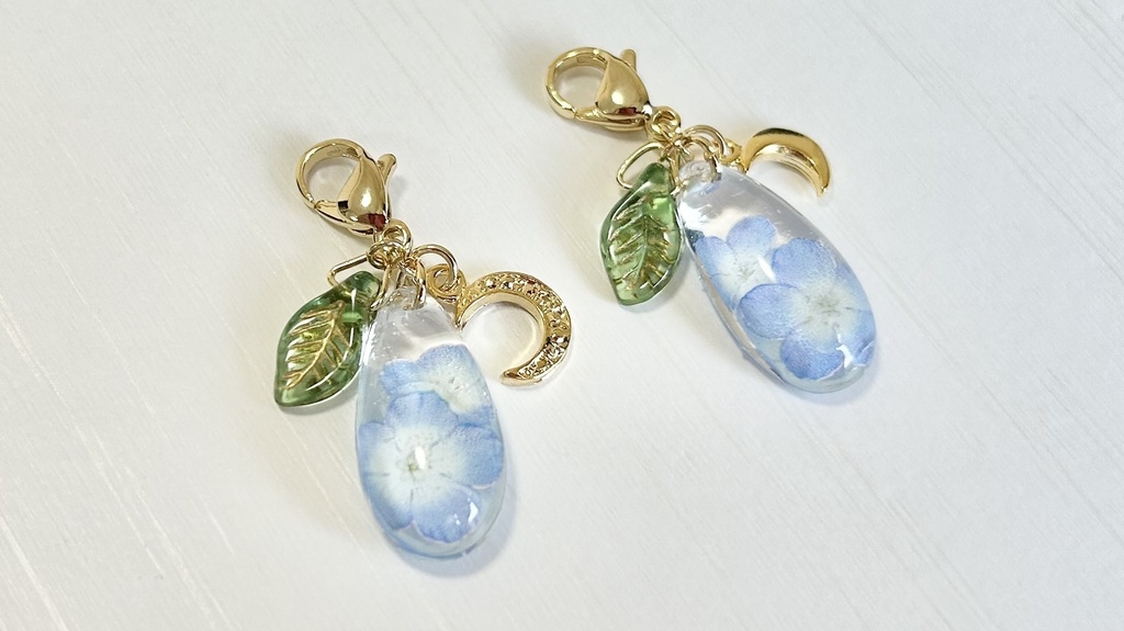 月島概念お花チャーム