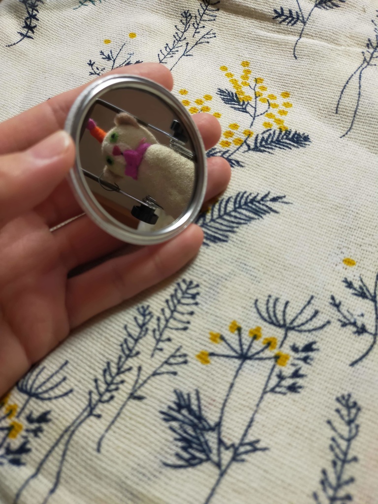 おにじり缶ミラー