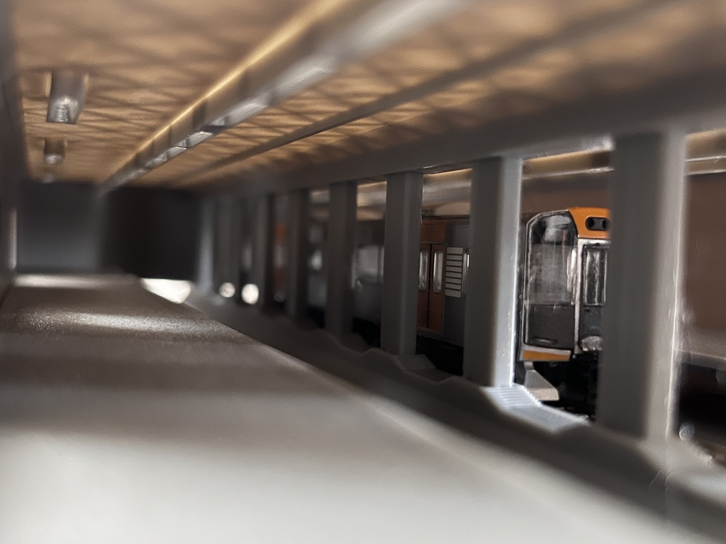 TS2201 対向式ホーム1