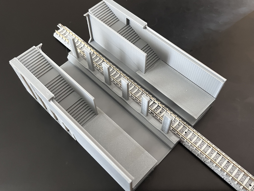 TS2201 対向式ホーム1