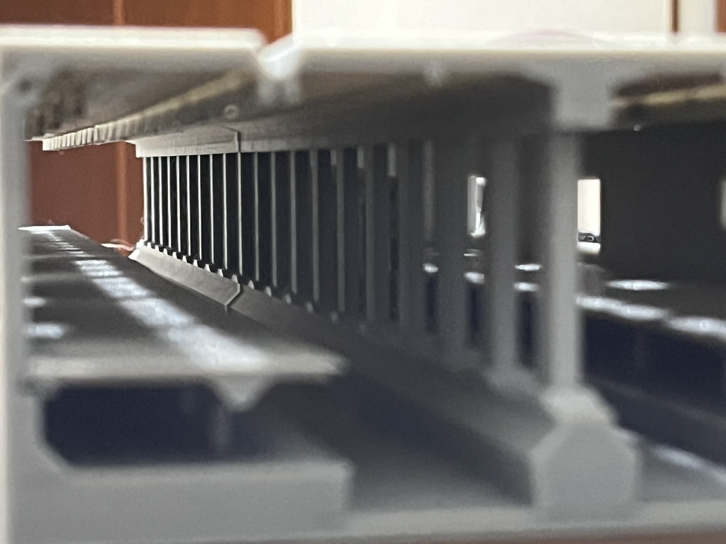 TS2201 対向式ホーム1