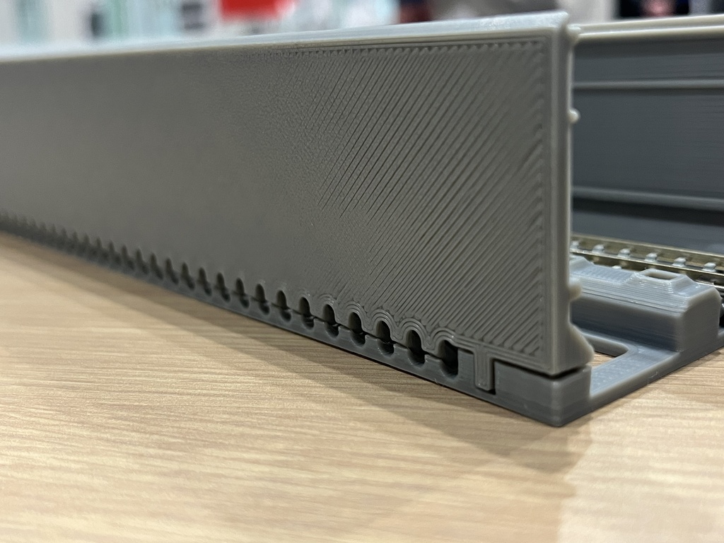 BT2N 箱型隧道(サイドビュー)